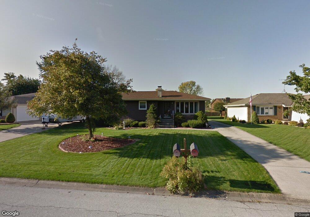 8792 Mathews Ln, Crown Point, IN 46307 - photo 1