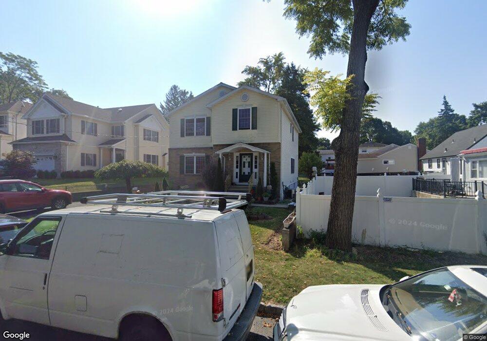 40 Oaktree Ln, Bloomfield, NJ 07003 - photo 1