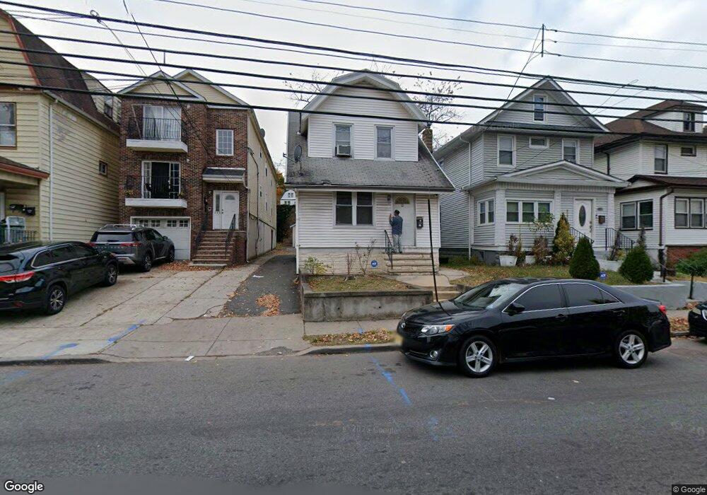 487 Stuyvesant Ave, Irvington, NJ 07111 - photo 1