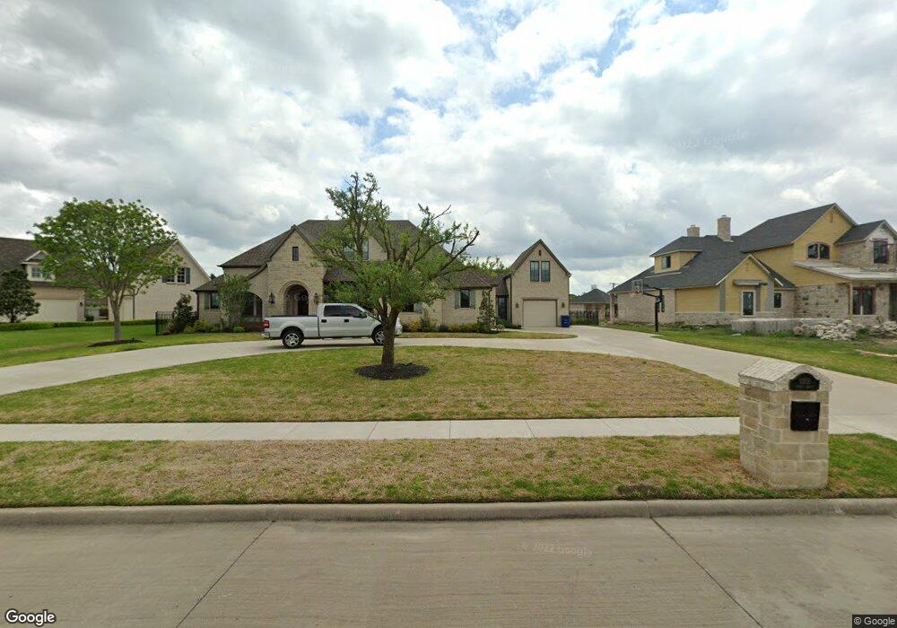 1301 Estate Dr, Ennis, TX 75119 - photo 1