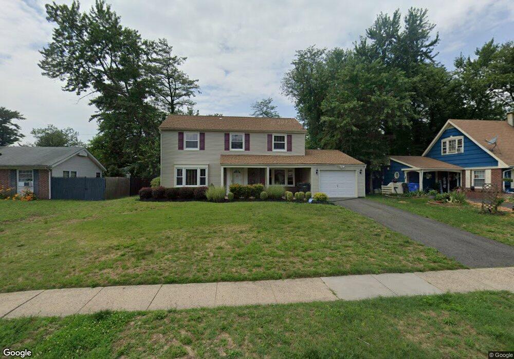 31 Snowflower Ln, Willingboro, NJ 08046 - photo 1