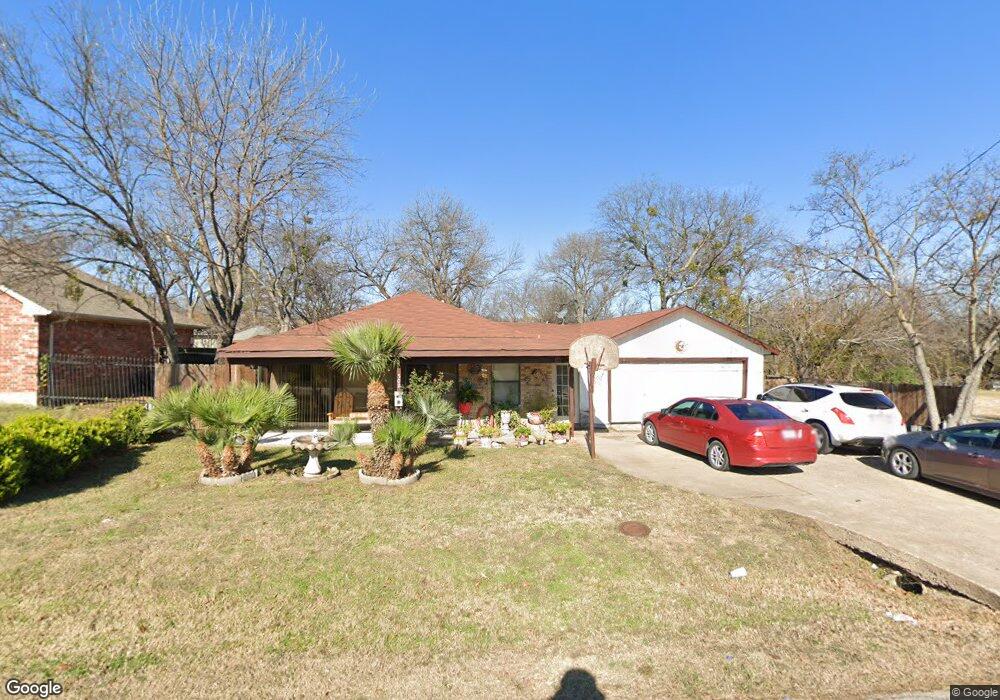 502 E Baylor St, Ennis, TX 75119 - photo 1