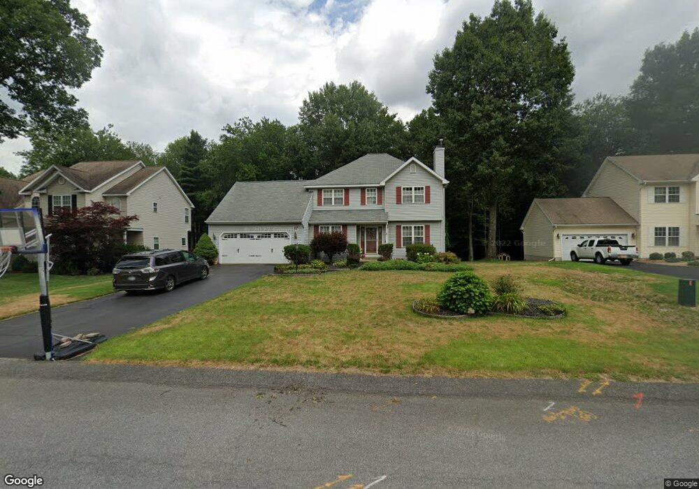 17 Dennis Dr, Clifton Park, NY 12065 - photo 1