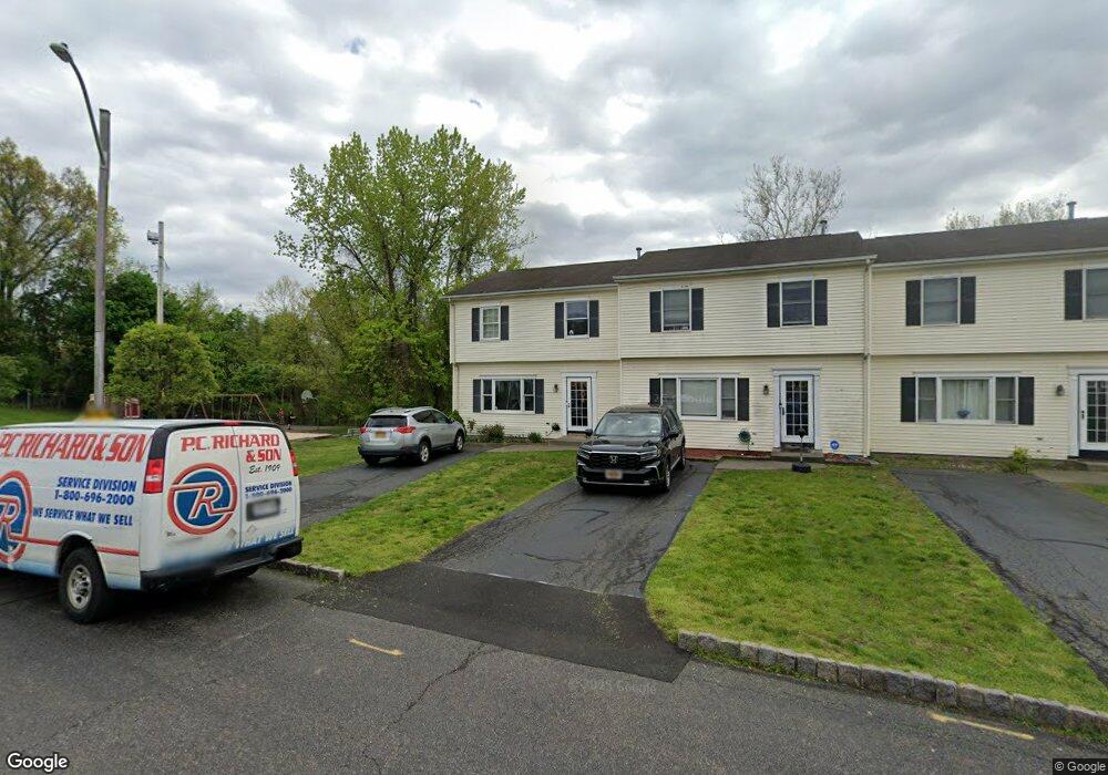 56 Komonchak Cir, West Haverstraw, NY 10993 - photo 1