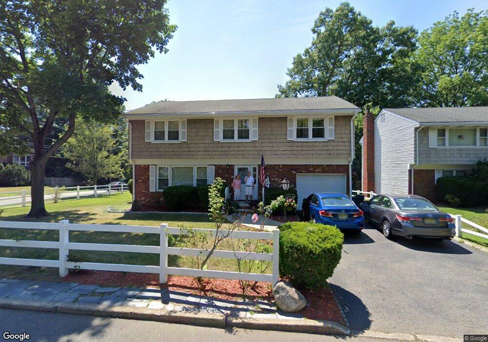 4 Hallet Ct, Dumont, NJ 07628 - photo 1