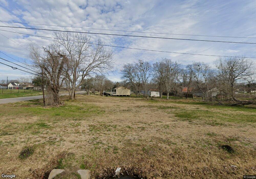 2205 Avenue C, Rosenberg, TX 77471 - photo 1