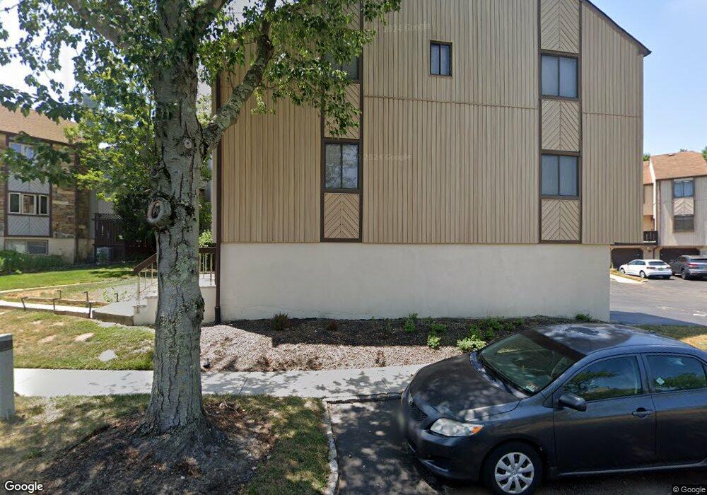 190 Goldmine Ln, Old Bridge, NJ 08857 - photo 1