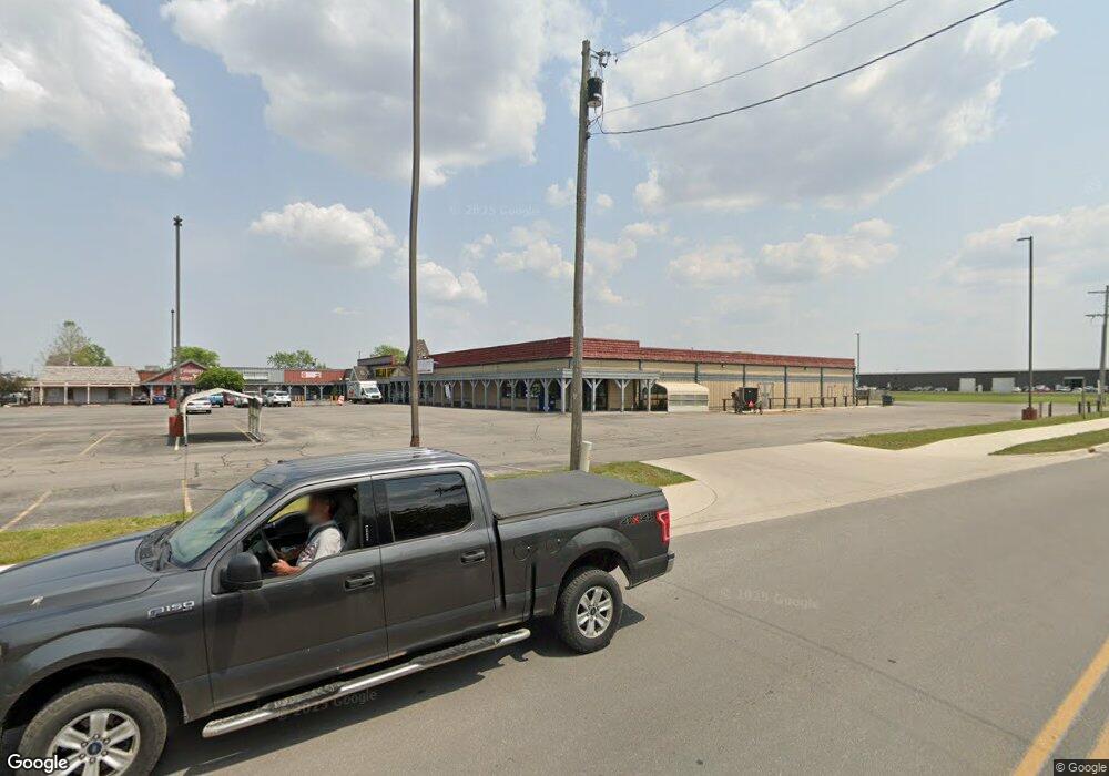 1303 E Market St, Nappanee, IN 46550 - photo 1