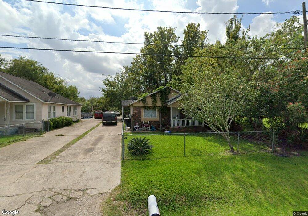 3918 Vaughn St, Houston, TX 77016 - photo 1