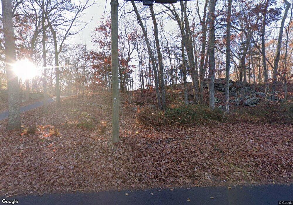 14 Riverview Rd, Niantic, CT 06357 - photo 1