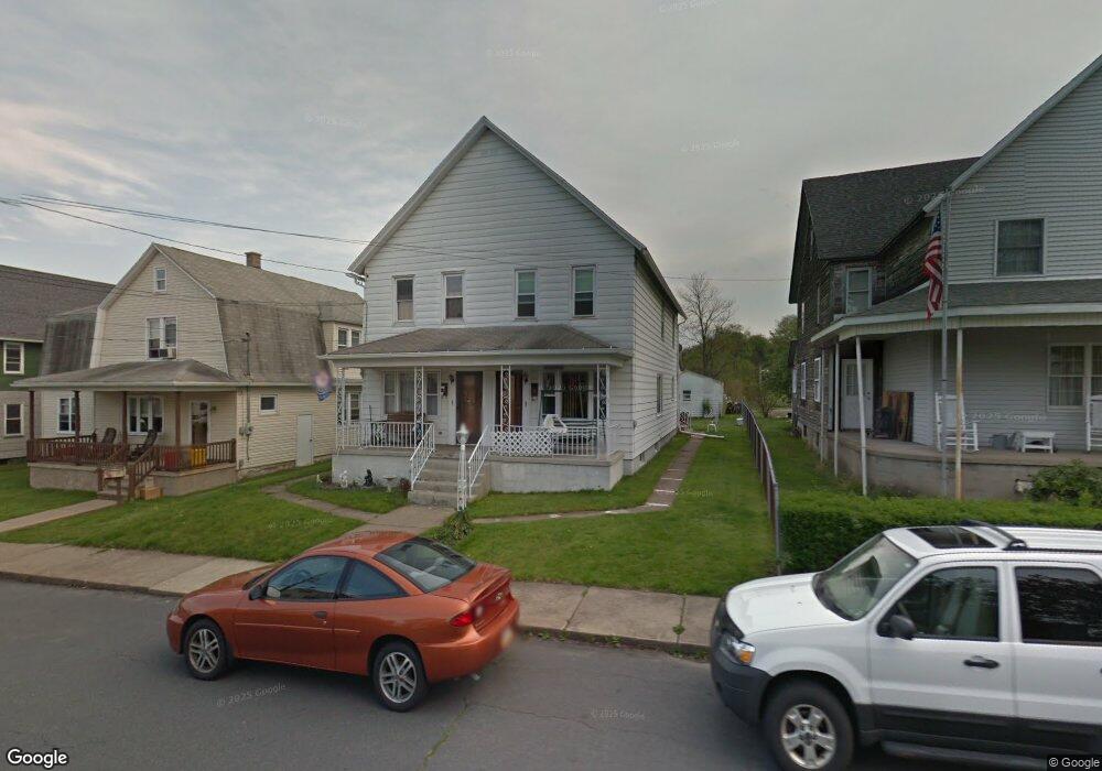 709 W Taylor St, Taylor, PA 18517 - photo 1