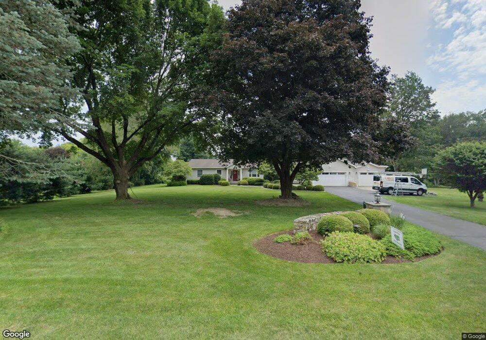 42 Wagon Wheel Rd, Redding, CT 06896 - photo 1