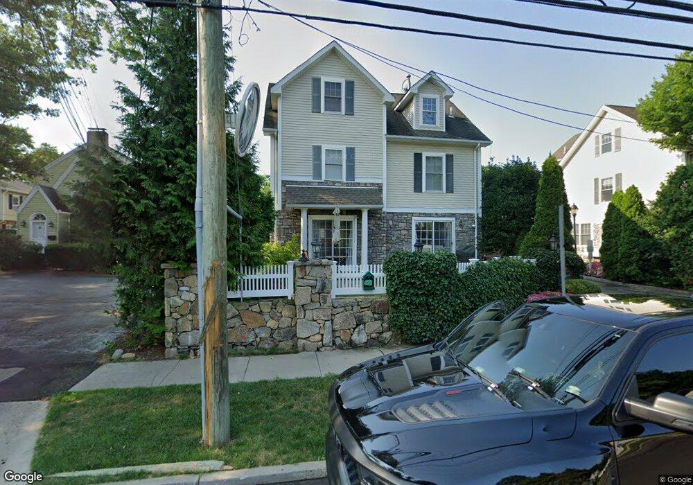 39 Maple Tree Ave unit 58, Stamford, CT 06906 - photo 1