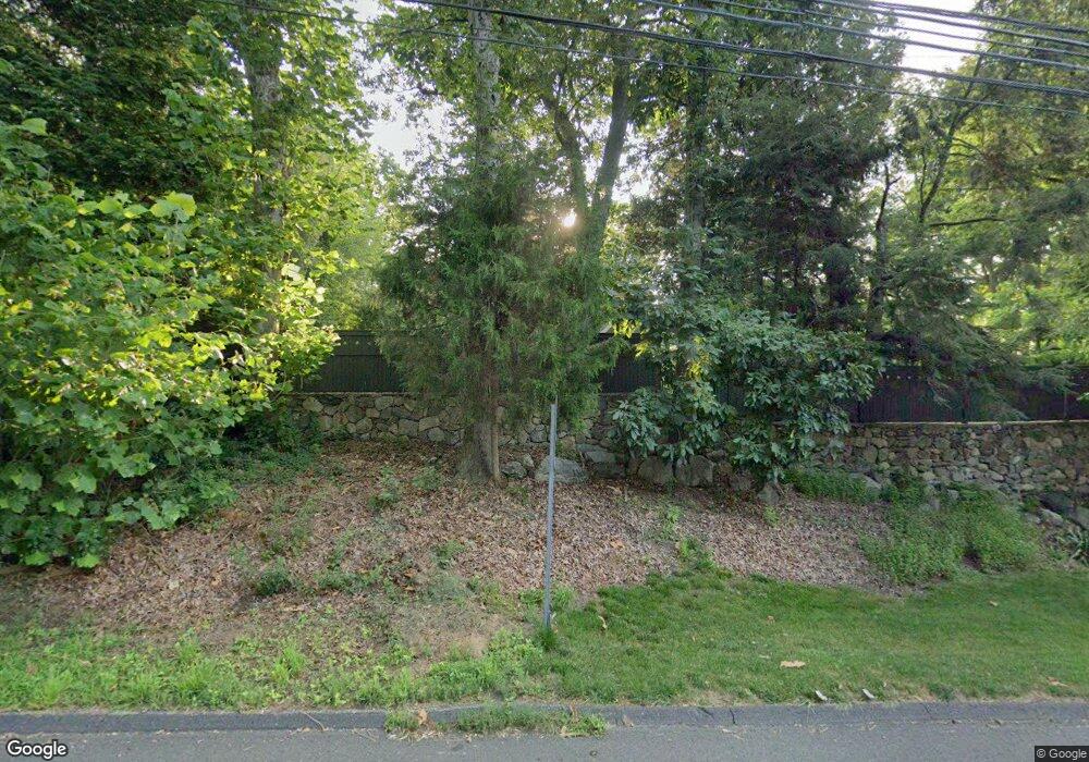 370 Wilton Rd, Westport, CT 06880 - photo 1