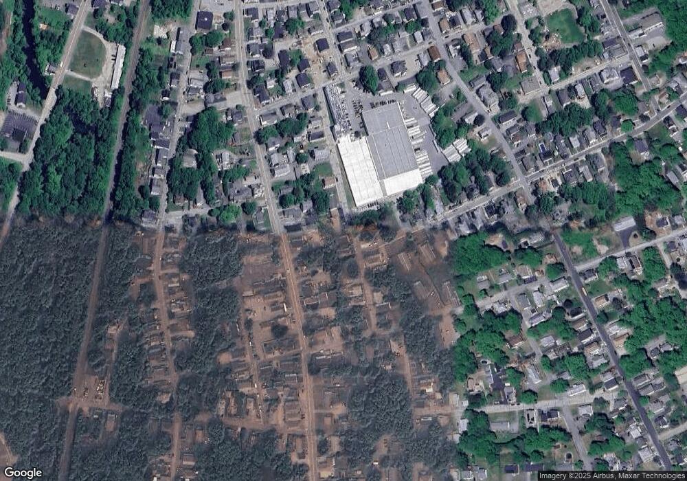 28 Maple St, Webster, MA 01570 - photo 1