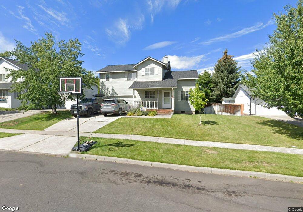 61437 Elkhorn St, Bend, OR 97702 - photo 1