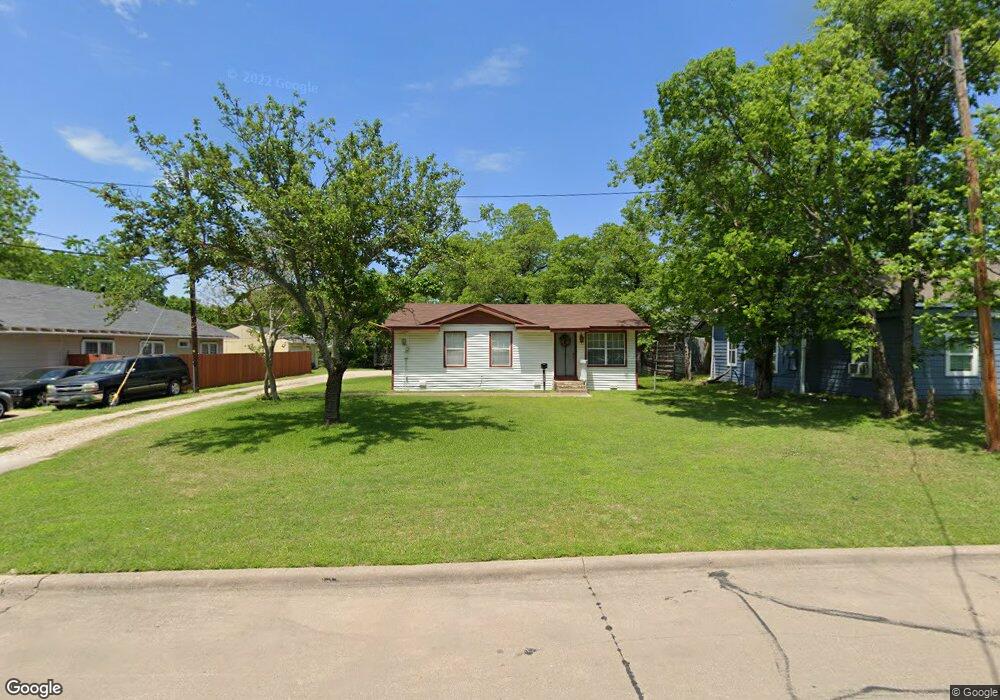 102 W Tyler St, Ennis, TX 75119 - photo 1