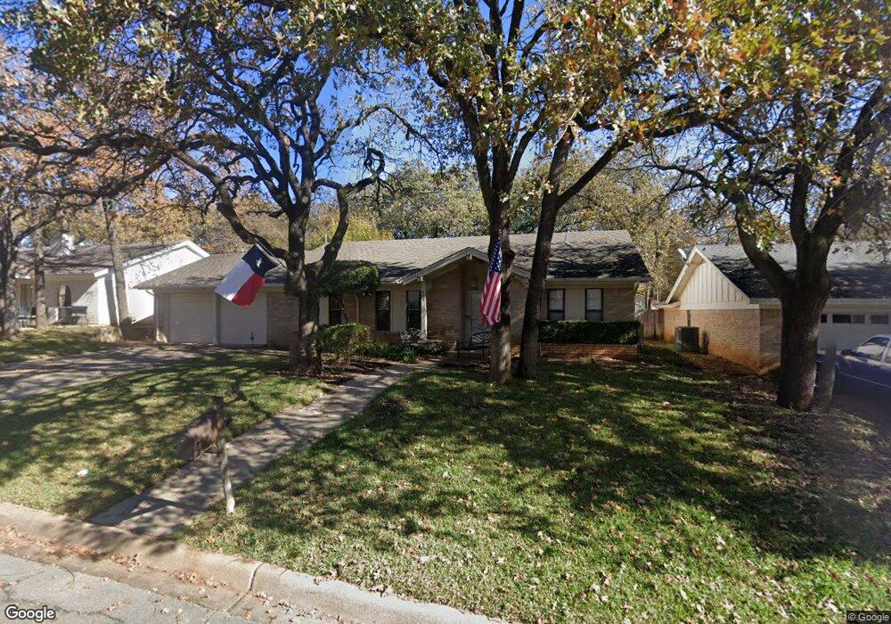 408 Twin Creek Dr, Hurst, TX 76053 - photo 1
