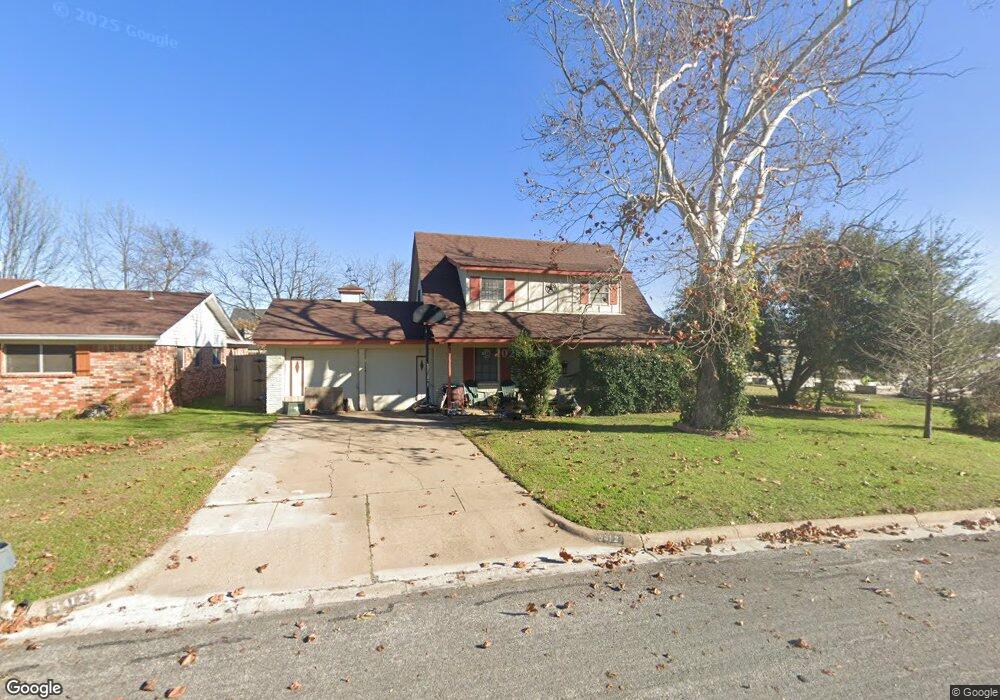 5412 Randol Dr, North Richland Hills, TX 76180 - photo 1