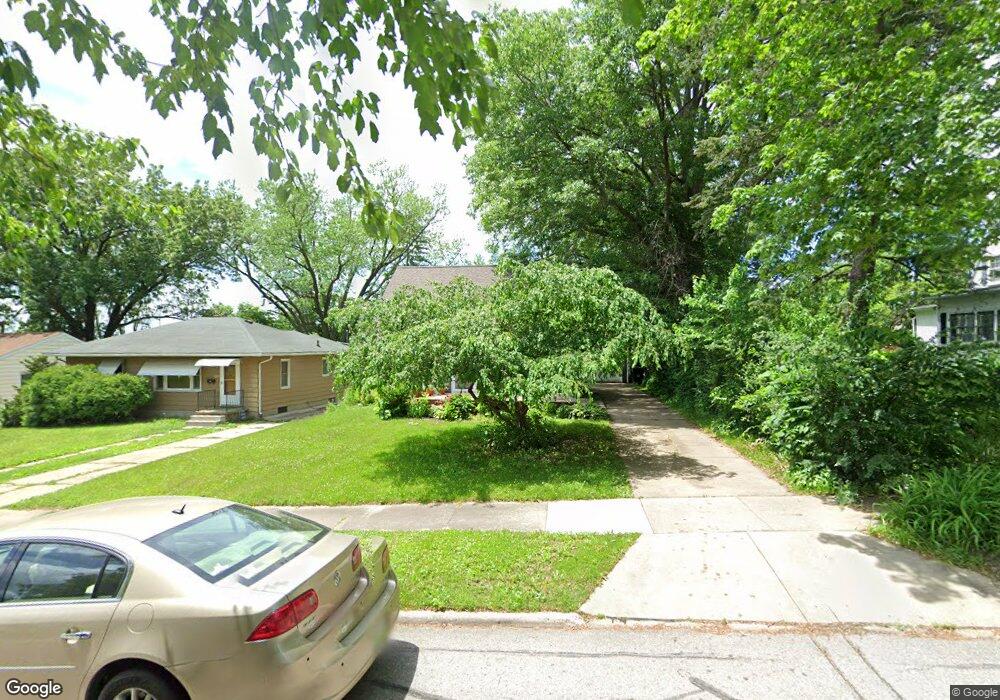 1725 Birch St, Cedar Falls, IA 50613 - photo 1