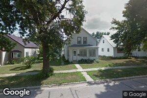207 E Indiana Ave, George, IA 51237