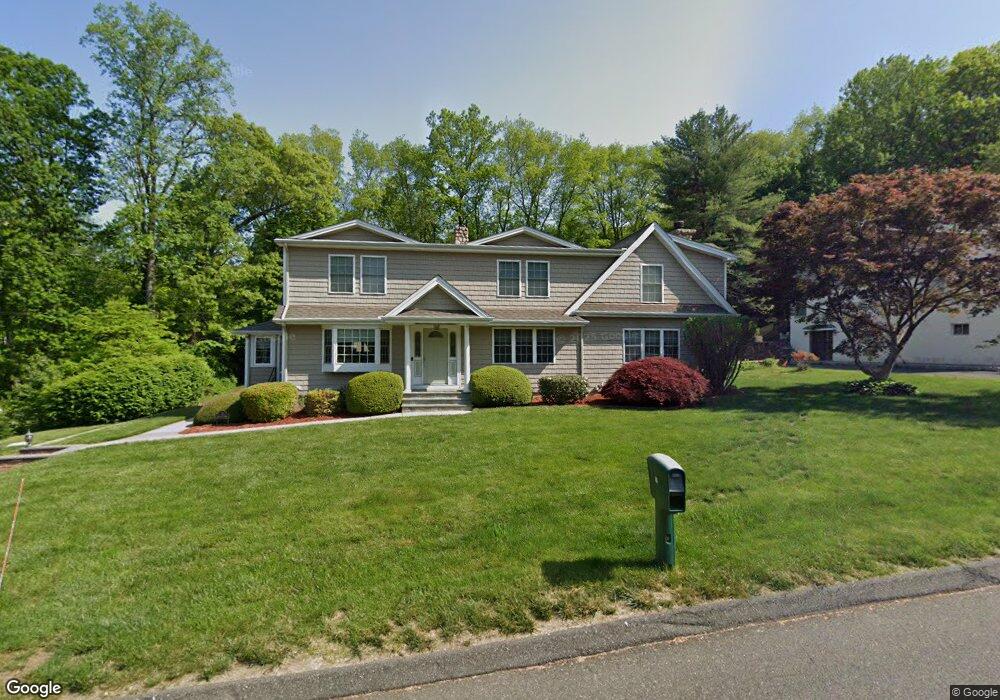 15 Rennison Rd, Trumbull, CT 06611 - photo 1