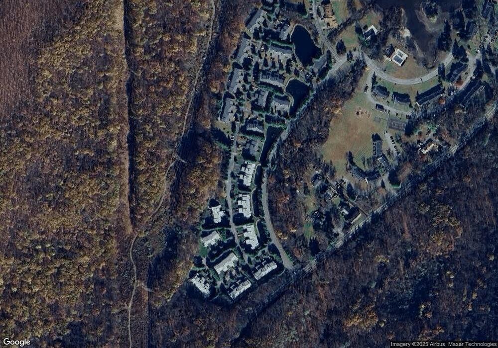 401 Heritage Ln unit 401, Monroe, NY 10950 - photo 1