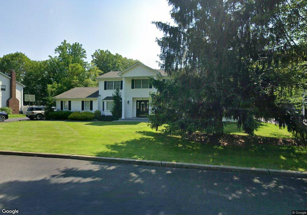 8 Dunnigan Dr, Pomona, NY 10970 - photo 1