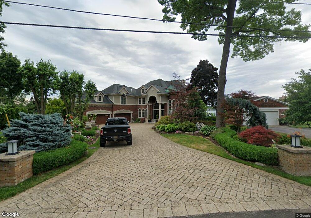 2245 Keith Rd, West Bloomfield, MI 48324 - photo 1