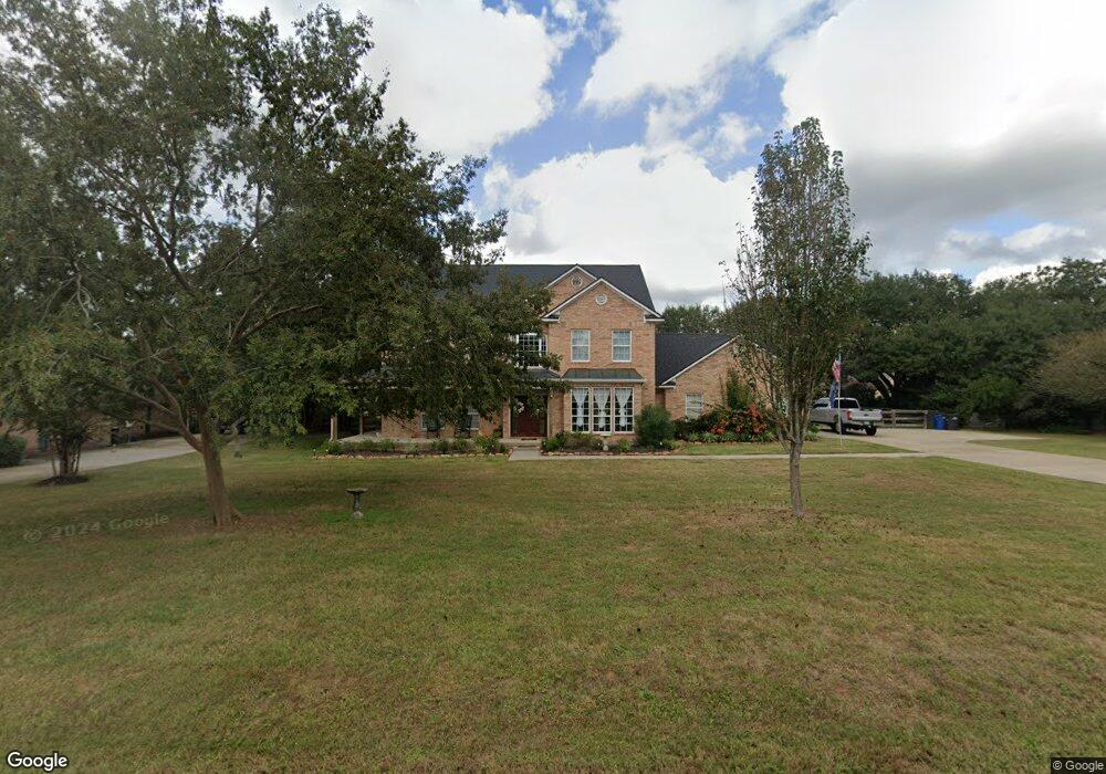 18810 Meadow Ln, Tomball, TX 77377 - photo 1