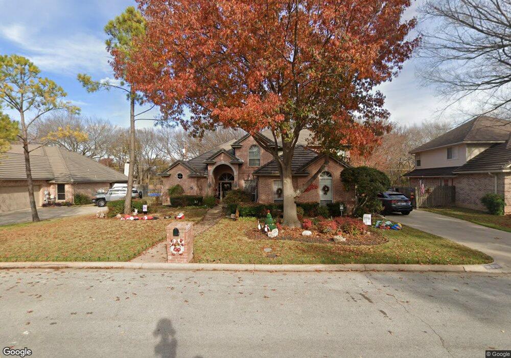 3118 Oakview Dr, Hurst, TX 76054 - photo 1