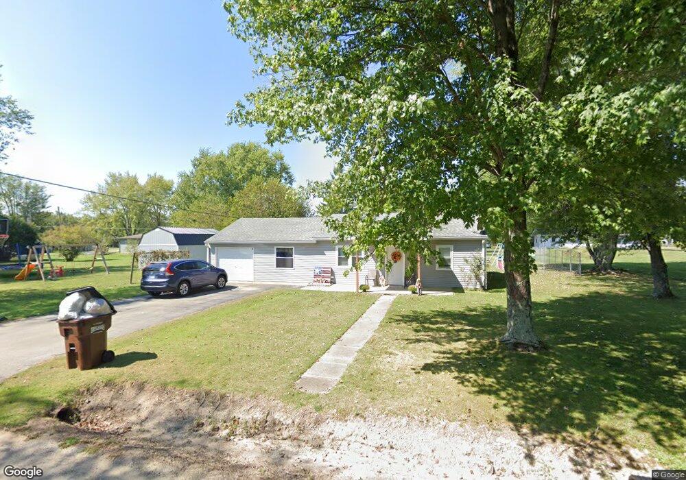5352 S Pine St, Columbus, IN 47201 - photo 1