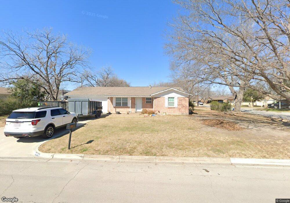 9000 Glenn Dr, Fort Worth, TX 76108 - photo 1