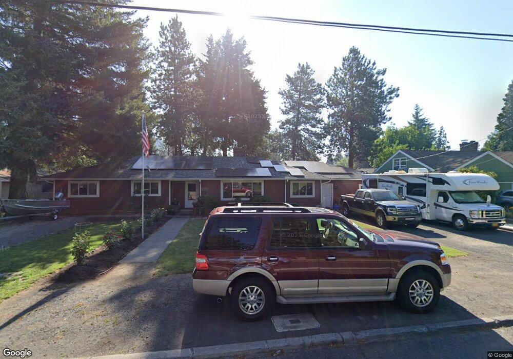 718 NE 8th St, Bend, OR 97701 - photo 1