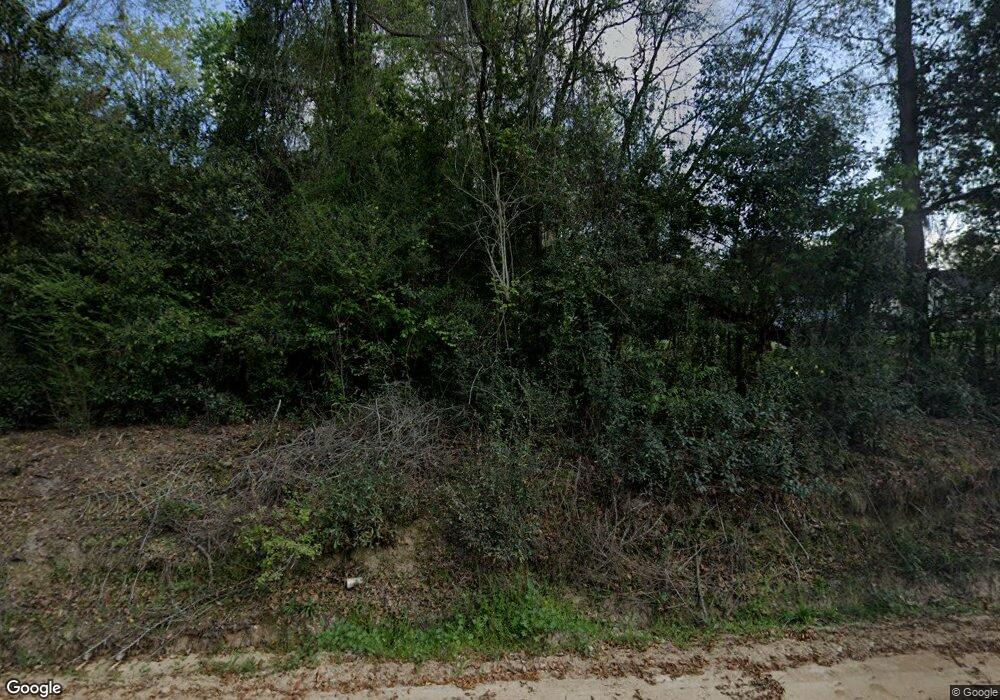 635 Shiloh Rd, Douglas, GA 31533 - photo 1