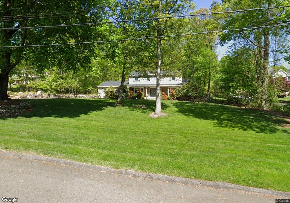 50 Gatehouse Rd, Trumbull, CT 06611 - photo 1