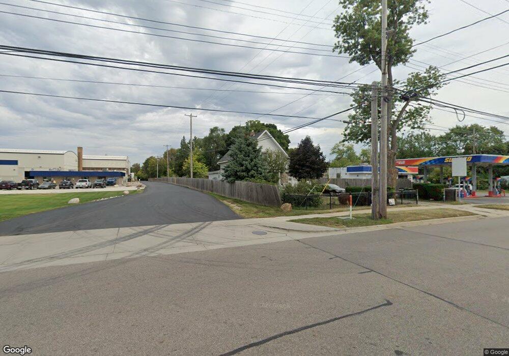 1708 W Willow St, Lansing, MI 48915 - photo 1