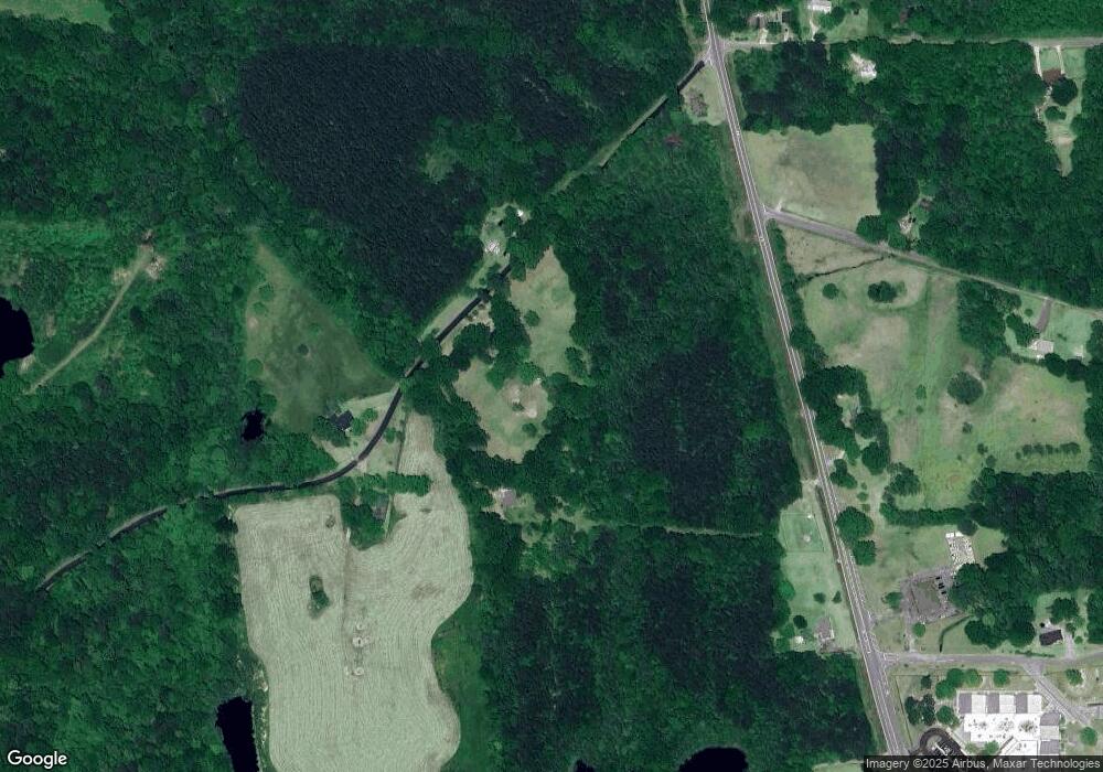 92 Glade Circle Dr, Laurel, MS 39443 - photo 1