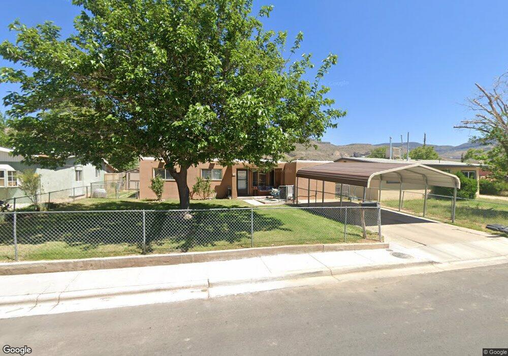 702 Ridgecrest Dr, Alamogordo, NM 88310 - photo 1