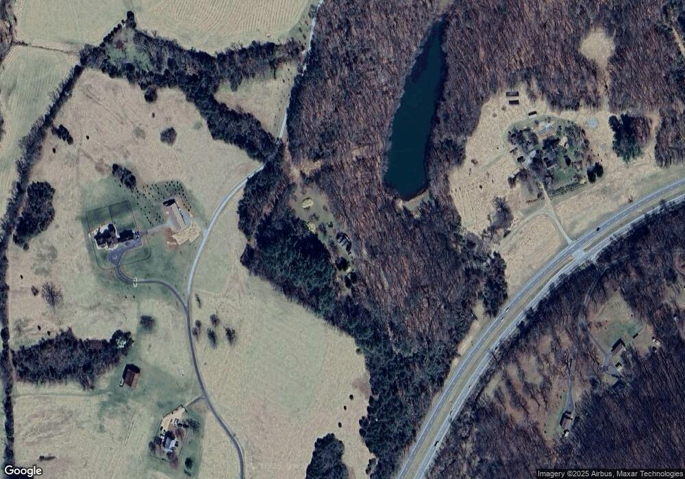 2102 Mooreland Ln, Charlottesville, VA 22903 - photo 1