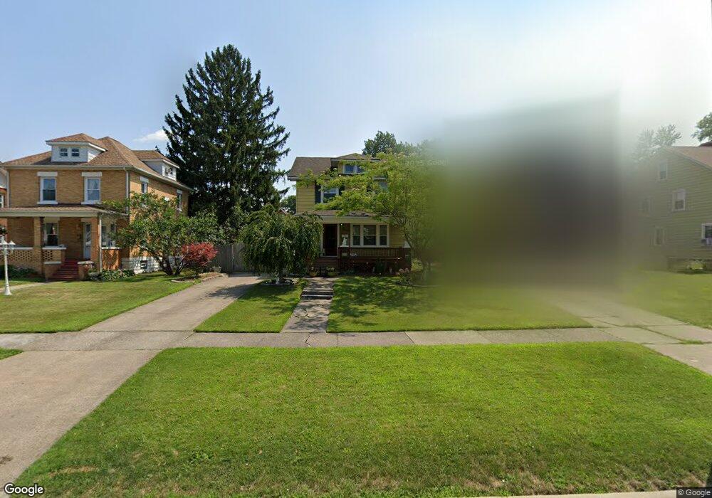 2046 E 30th St, Lorain, OH 44055 - photo 1