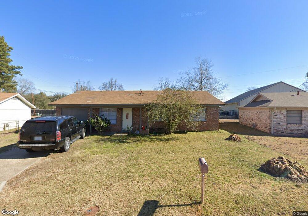 1703 Plantivigne Dr, Texarkana, TX 75501 - photo 1