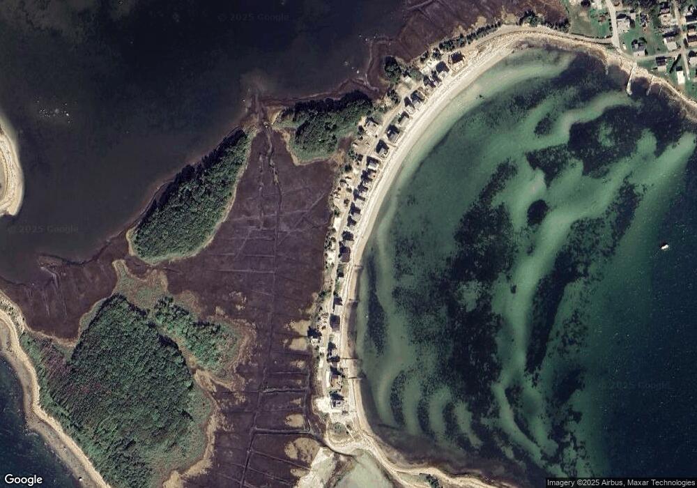 33 Cove St, Mattapoisett, MA 02739 - photo 1