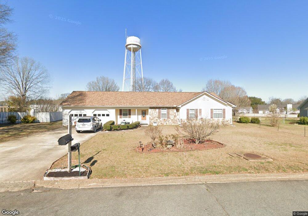 204 Wimbleton Cir, Warner Robins, GA 31093 - photo 1