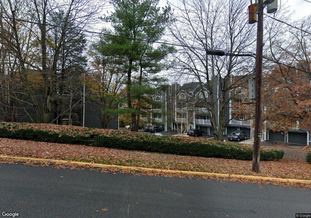 5B Triumph Ct, East Rutherford, NJ 07073 - photo 1