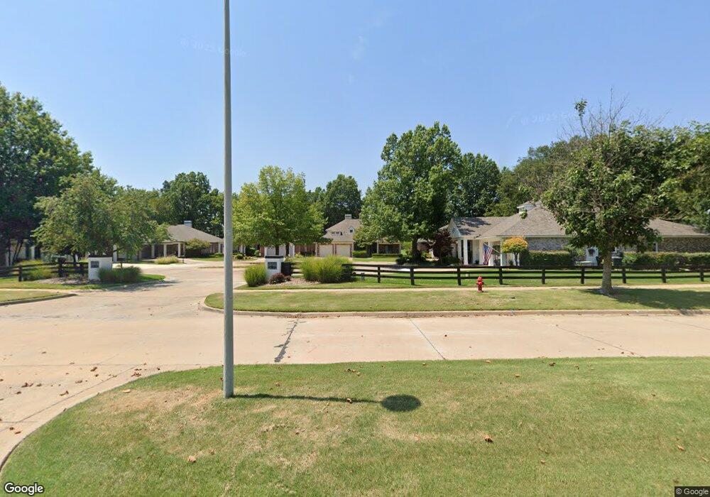 518 N Forest Ridge Blvd, Broken Arrow, OK 74014 - photo 1