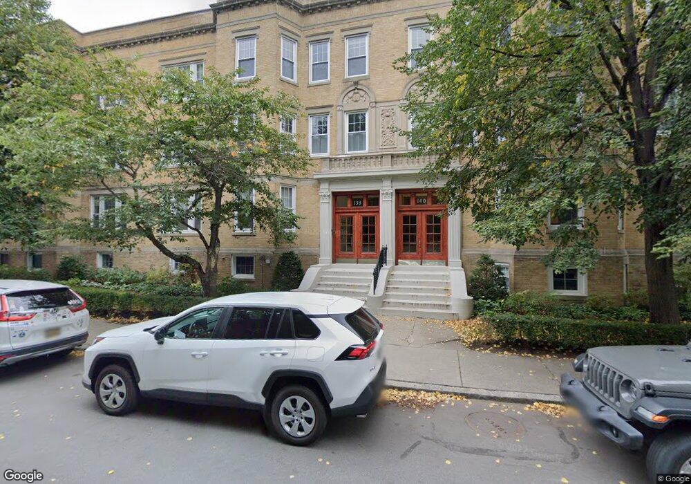 138 Sewall Ave unit B, Brookline, MA 02446 - photo 1