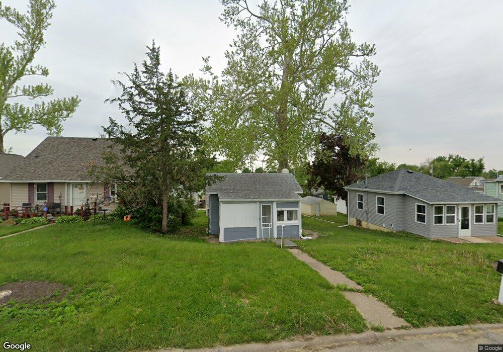 1313 20th Ave SW, Cedar Rapids, IA 52404 - photo 1
