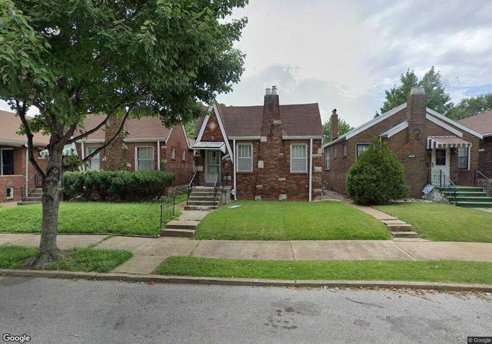 4650 Penrose St, Saint Louis, MO 63115 - photo 1