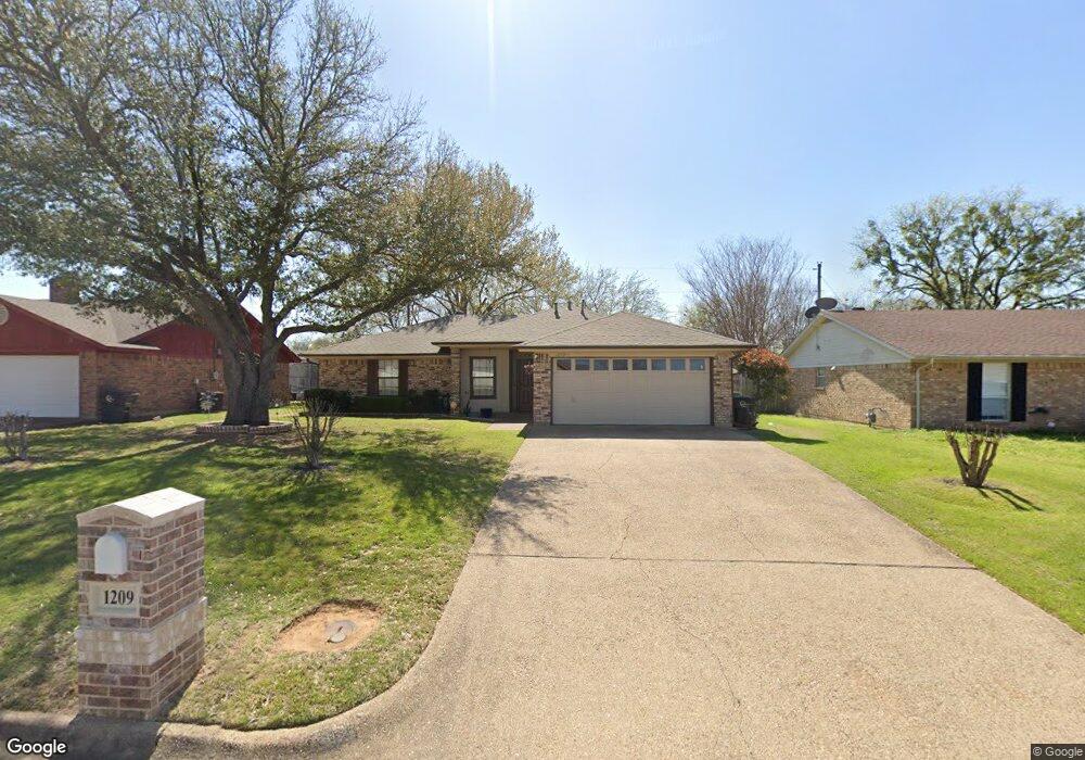 1209 Princeton Place, Cleburne, TX 76033 - photo 1